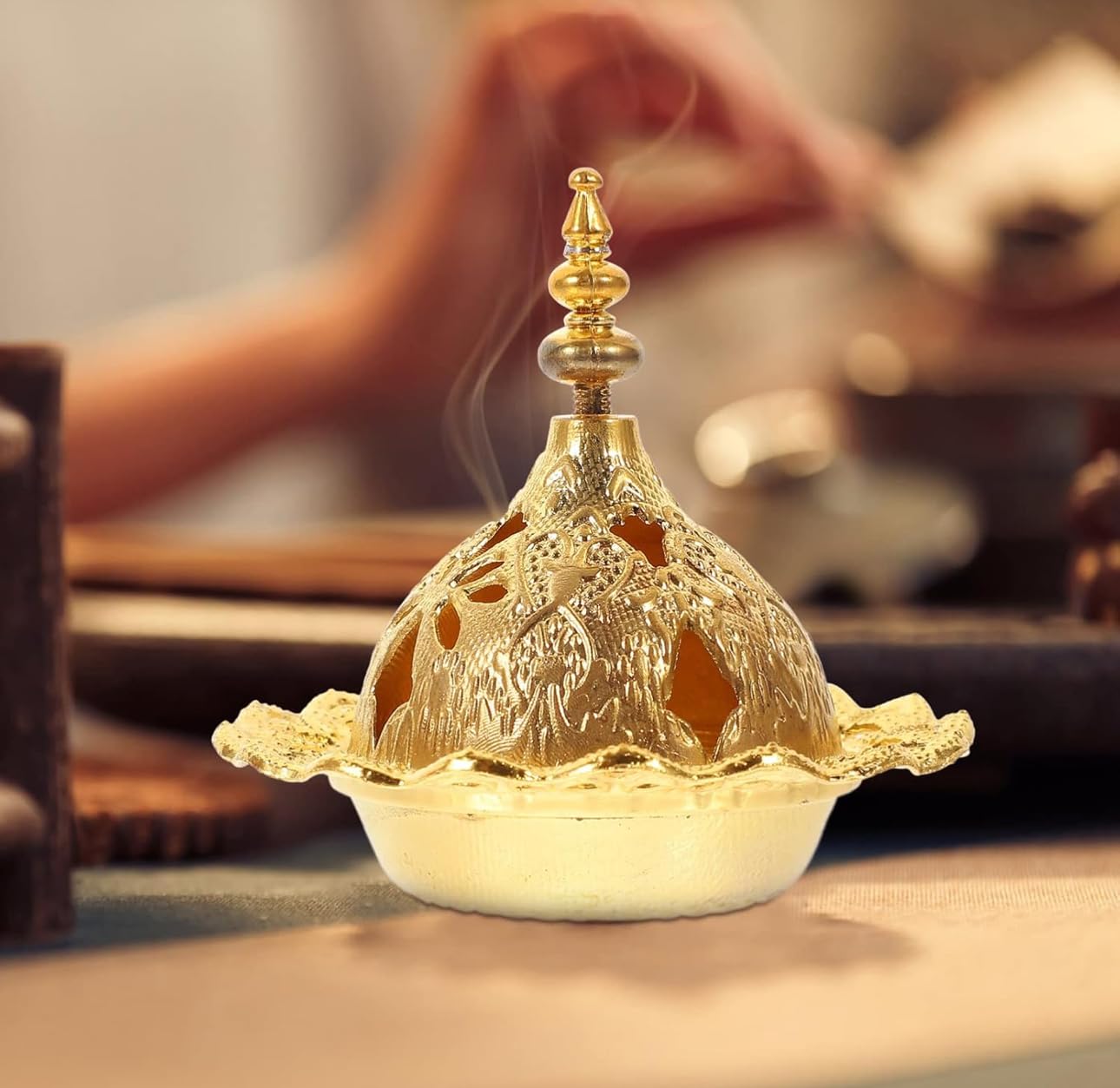 Downtown Vintage Oriental Incense Burner Bowl, Golden Bakhoor Charcoal Holder, Decorative Metal Incense Burner for Home Office Living Room and Ramadan Decor