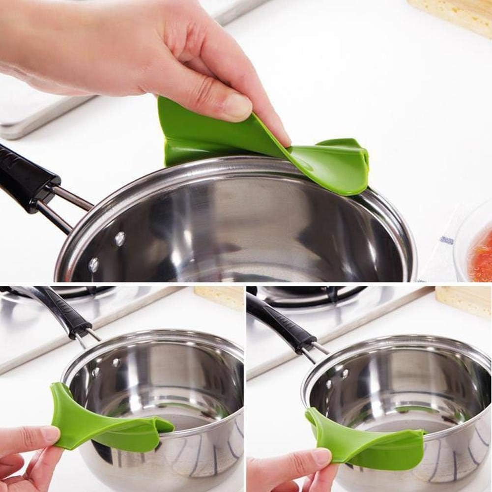 Downtown Anti-Spill Silicone Slip-On Soup Pour Spout Funnel, Flexible Pot Pan Bowl and Jar Pouring Attachment, Kitchen Liquid Transfer Tool for Soup Sauce and Oil Use