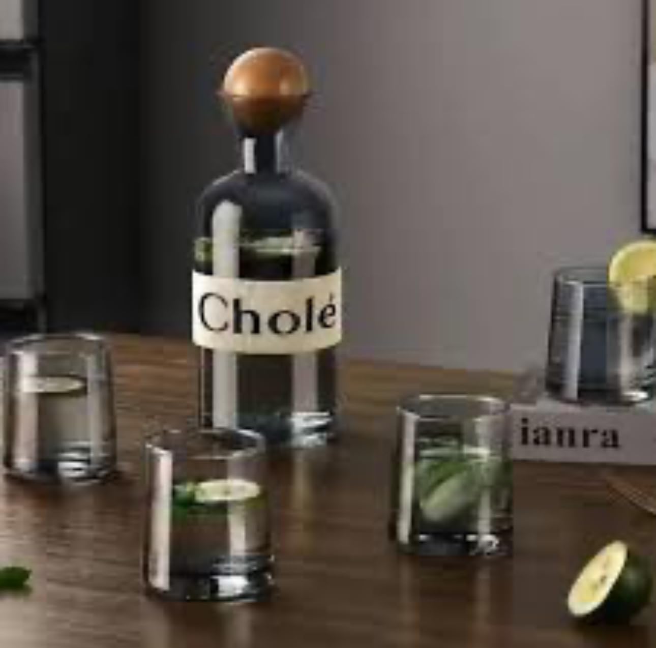1.2L smoked Glass Bottle، Wooden ball Lid, 4 x 250ml Glass cups, Home Office Drinking, water, Juice, other drinks ‎زجاجة سعة 1.2 لتر و غطاء كروي خشبي، 4 أكواب × 250 مل، المكتب، المنزل، كل المشروبات